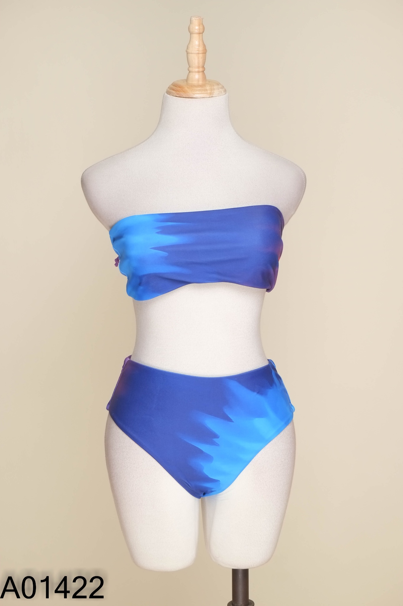 Set đồ bơi xanh loang