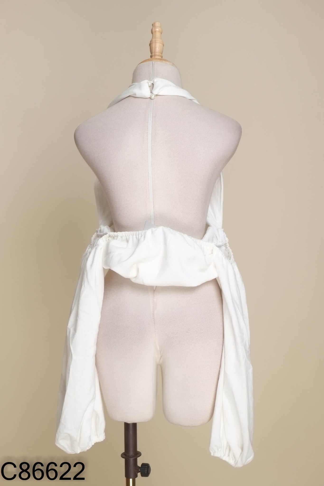 Áo cổ yếm trăngs croptop