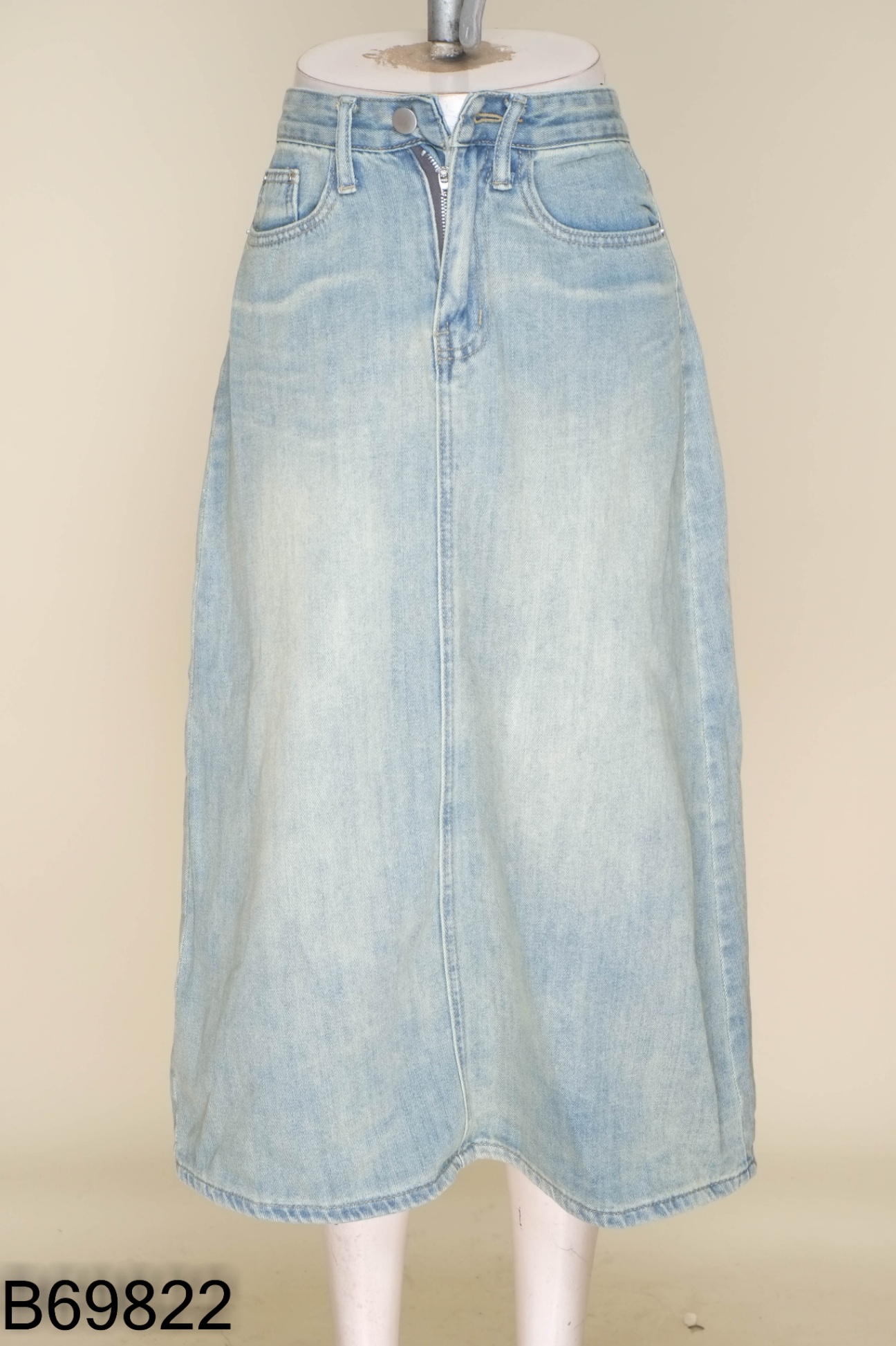 NEWTAG Chân váy jeans xanh nhạt