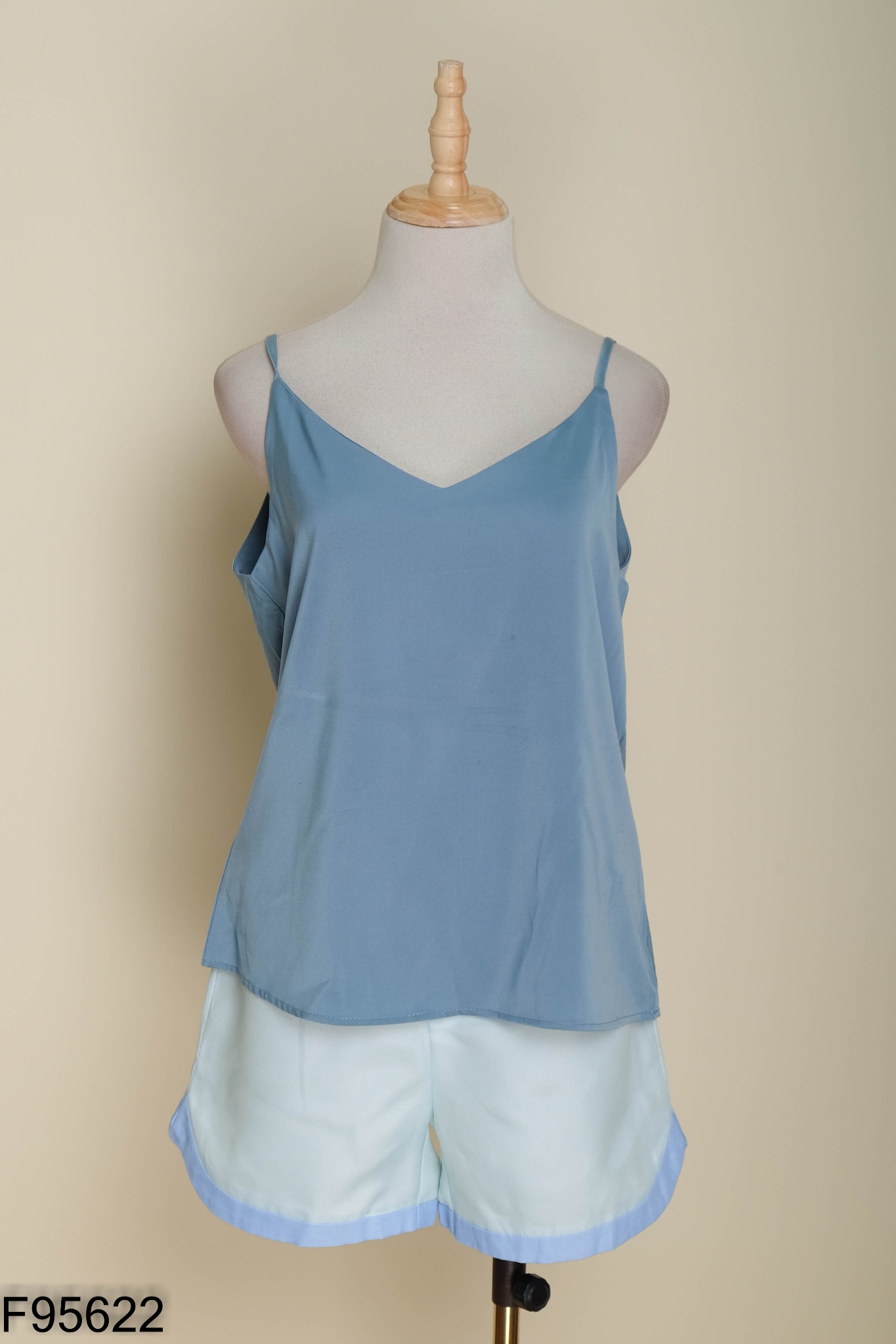 SET Áo xanh lụa hai dây + quần short