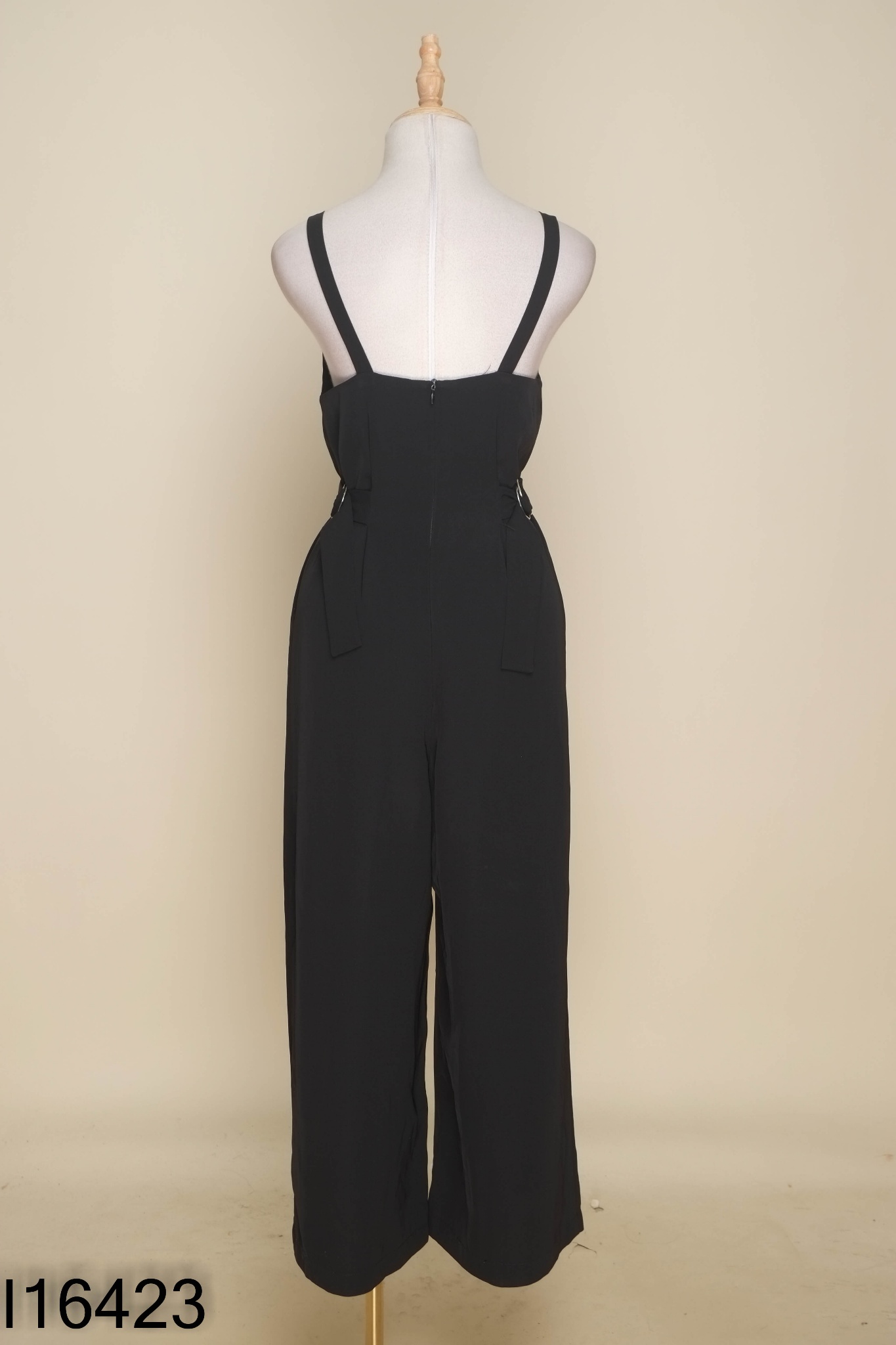 Jumpsuit quần hay dây đen trơn
