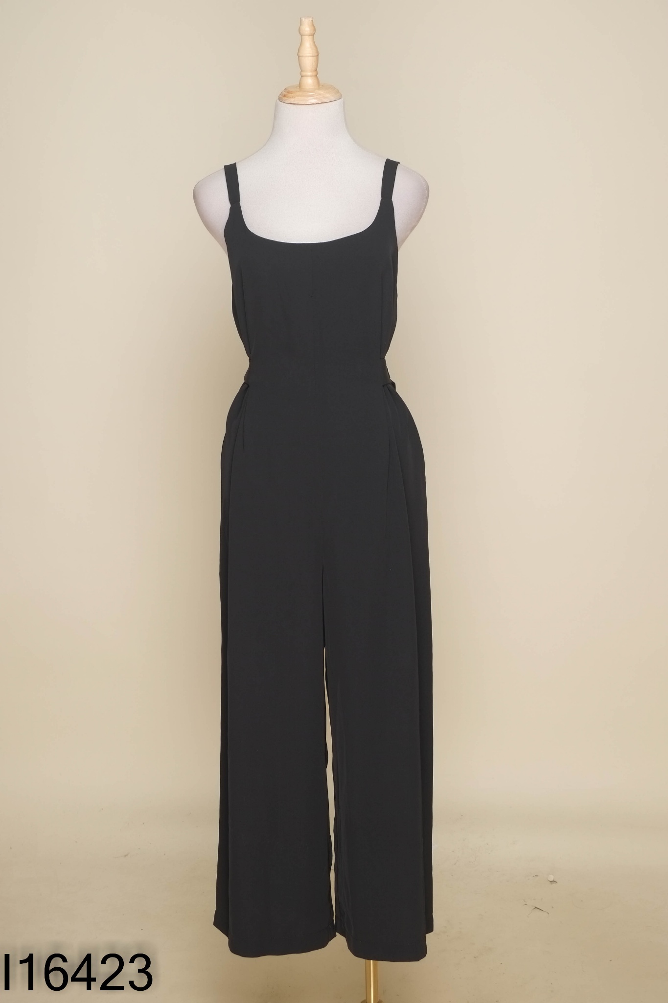 Jumpsuit quần hay dây đen trơn