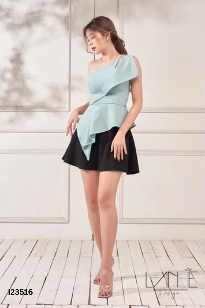 Áo kiểu xanh lệch vai