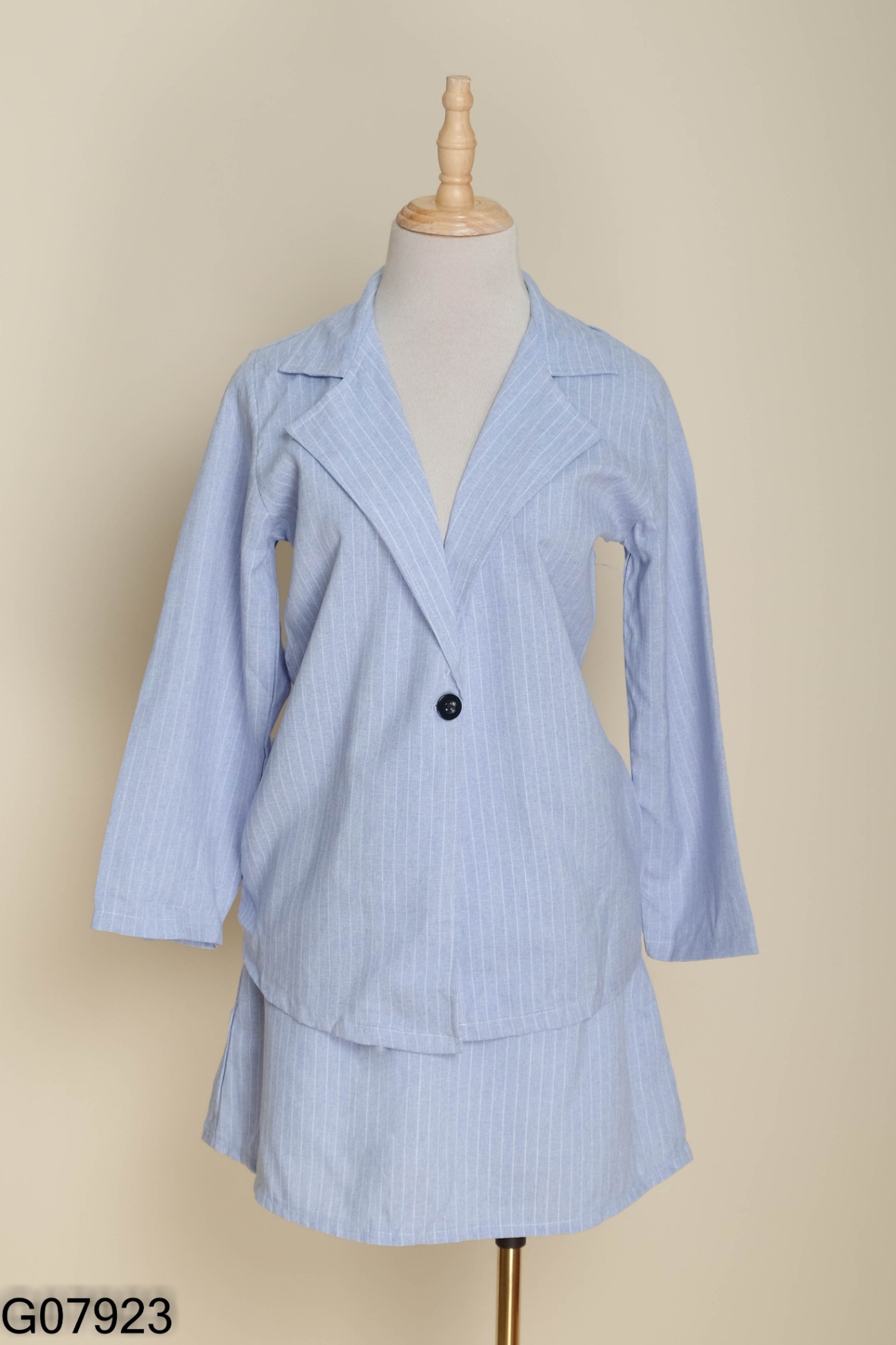 NEWTAG SET Blazer xanh kẻ trắng + chân váy