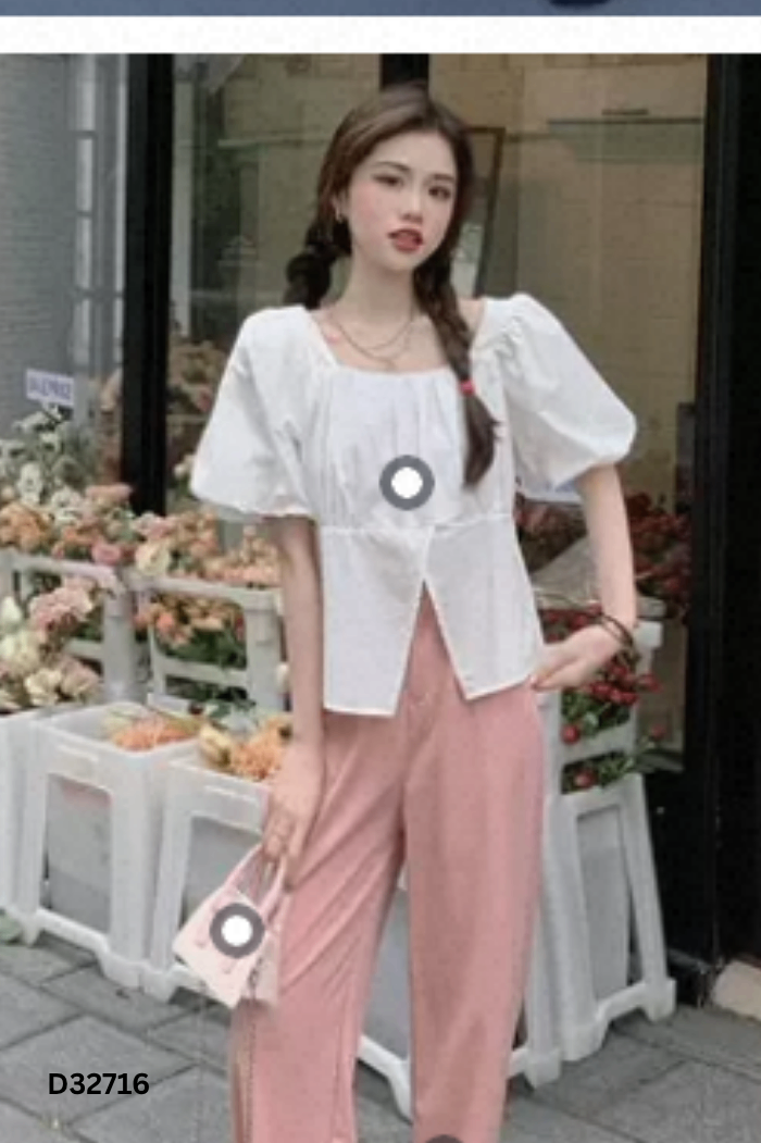 Áo trắng cổ vuông