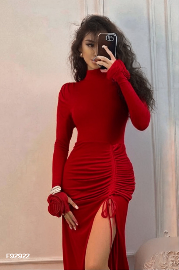 Váy body đỏ dúm