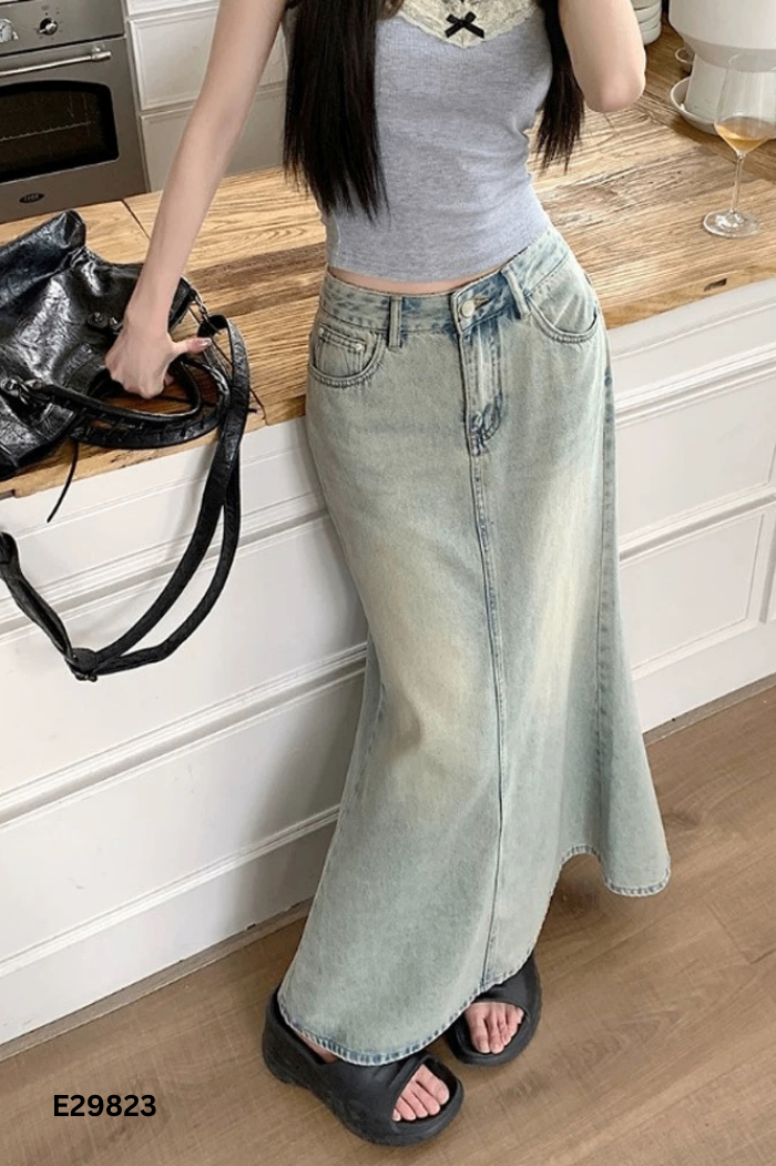 NEWTAG Chân váy jeans xanh nhạt
