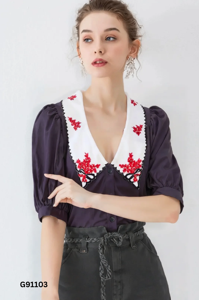 Áo đen CPS cổ trắng thêu hoa