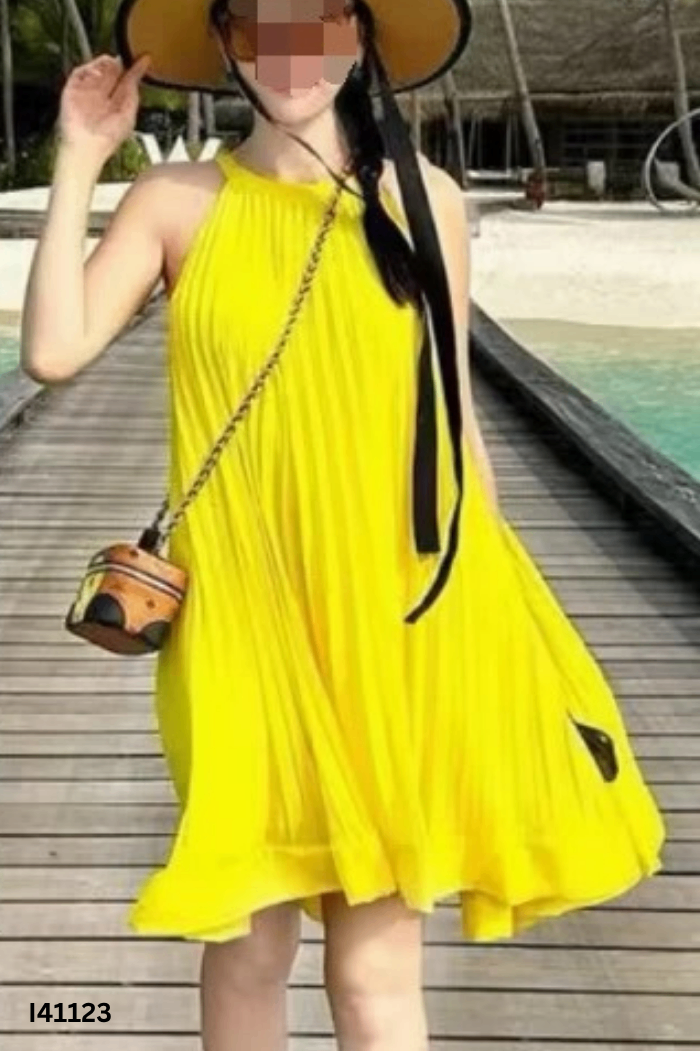 Váy vàng dập ly