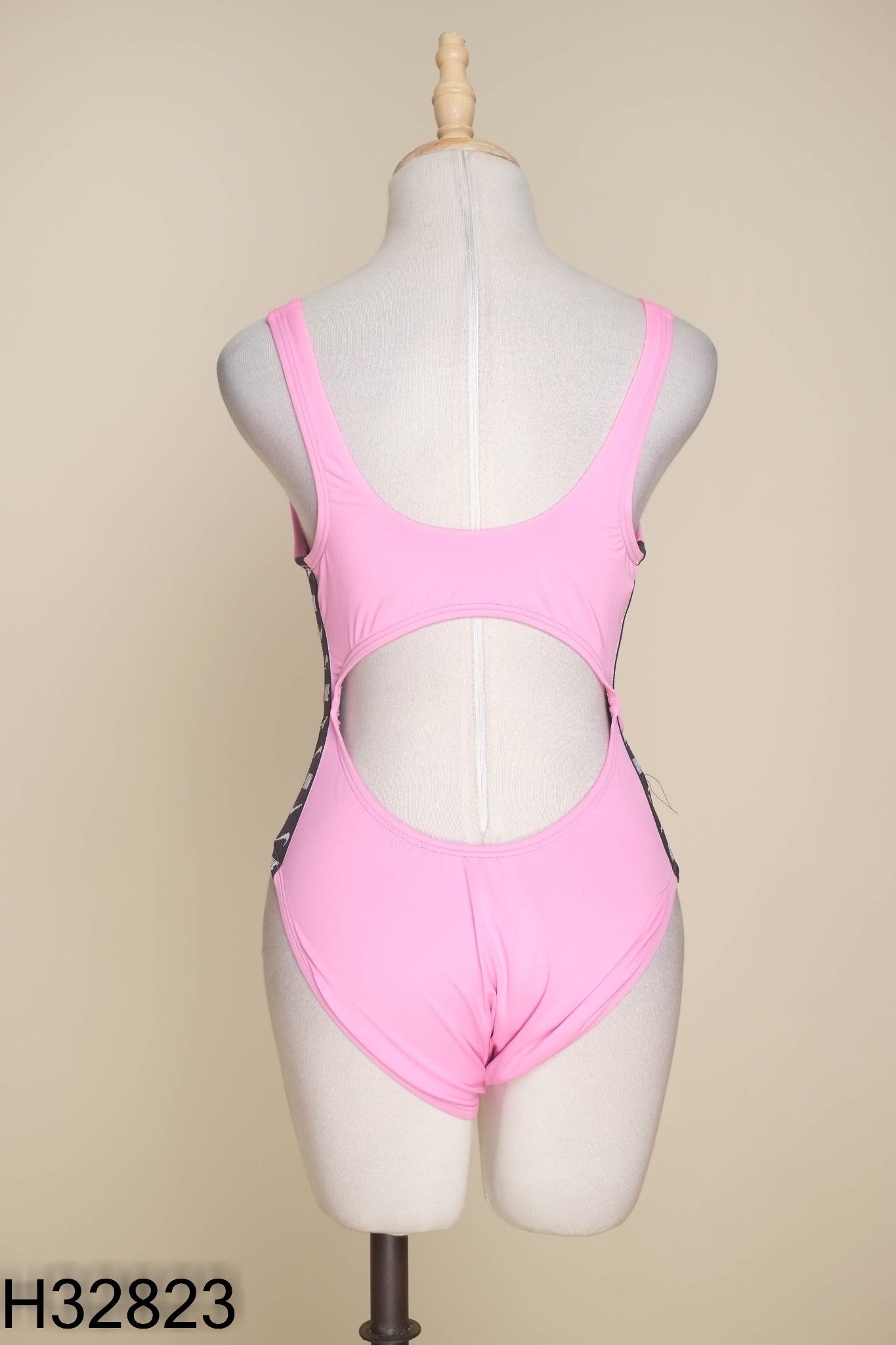 Bikini hồng phối đen