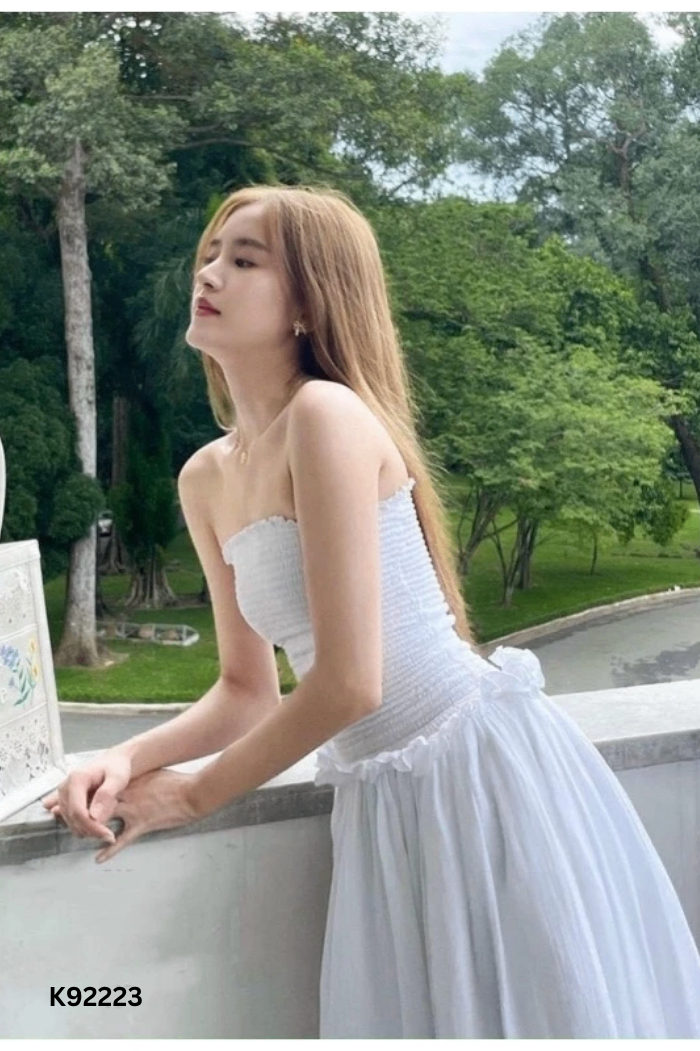 Váy trắng phối chun
