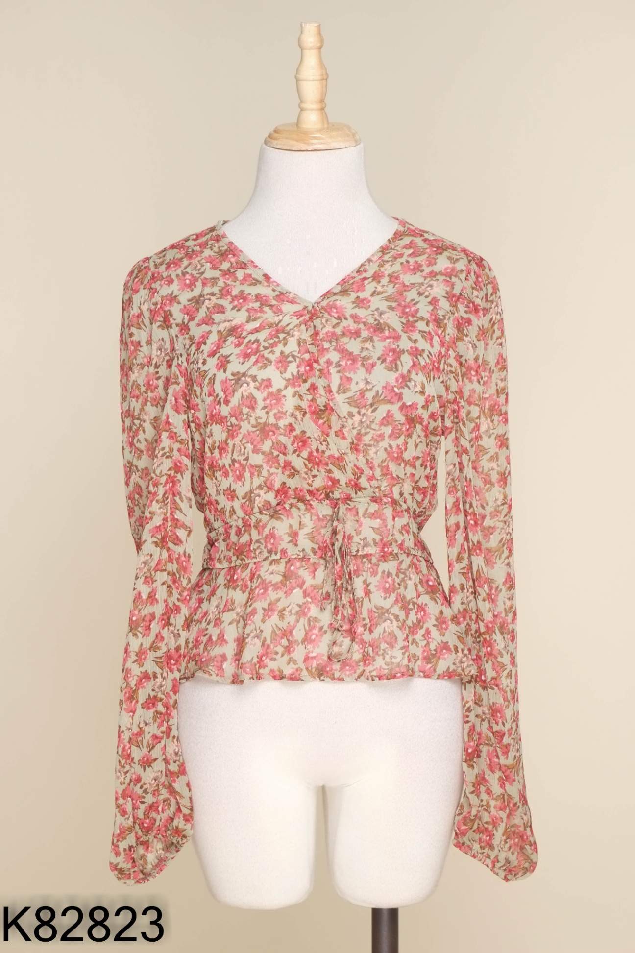 NEWTAG Áo voan STRADIVARIUS xanh hoa