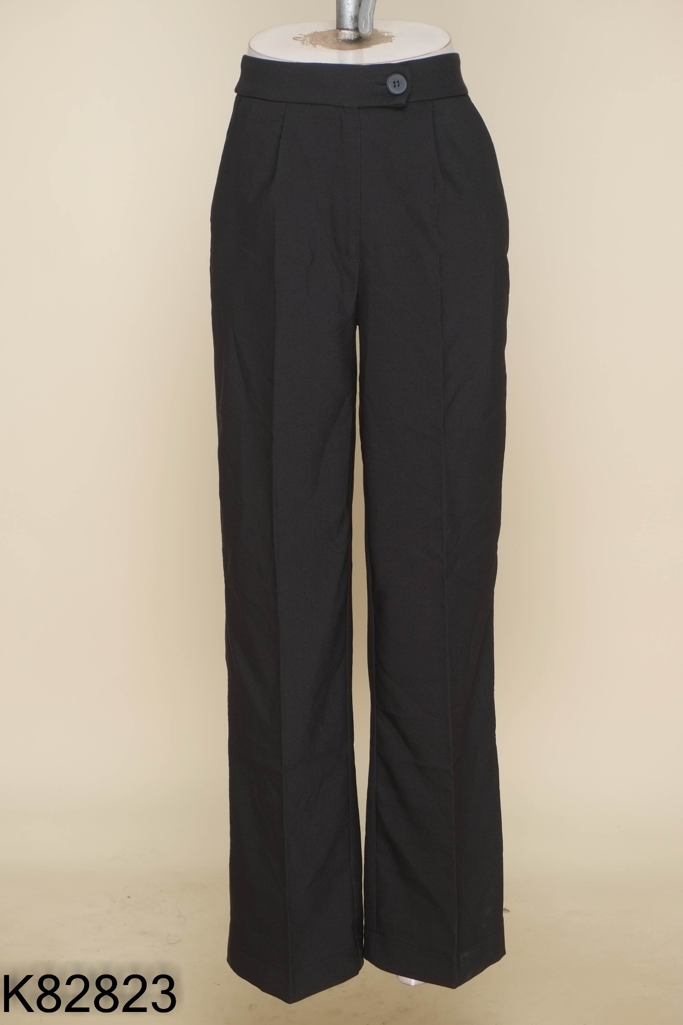 Quần suông BERSHKA đen trơn
