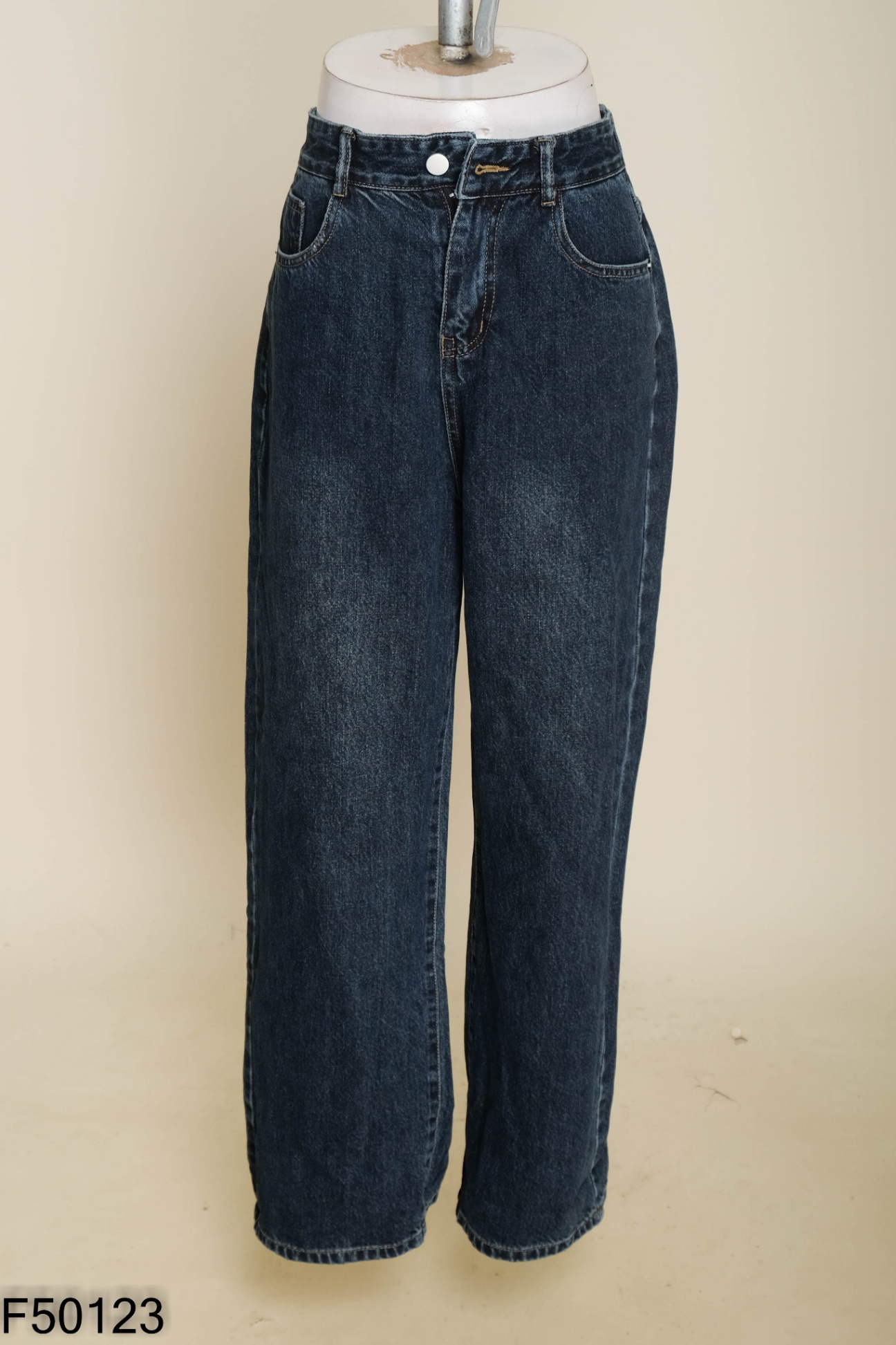 NEWTAG Quần jeans MARIE xanh gấp gấu