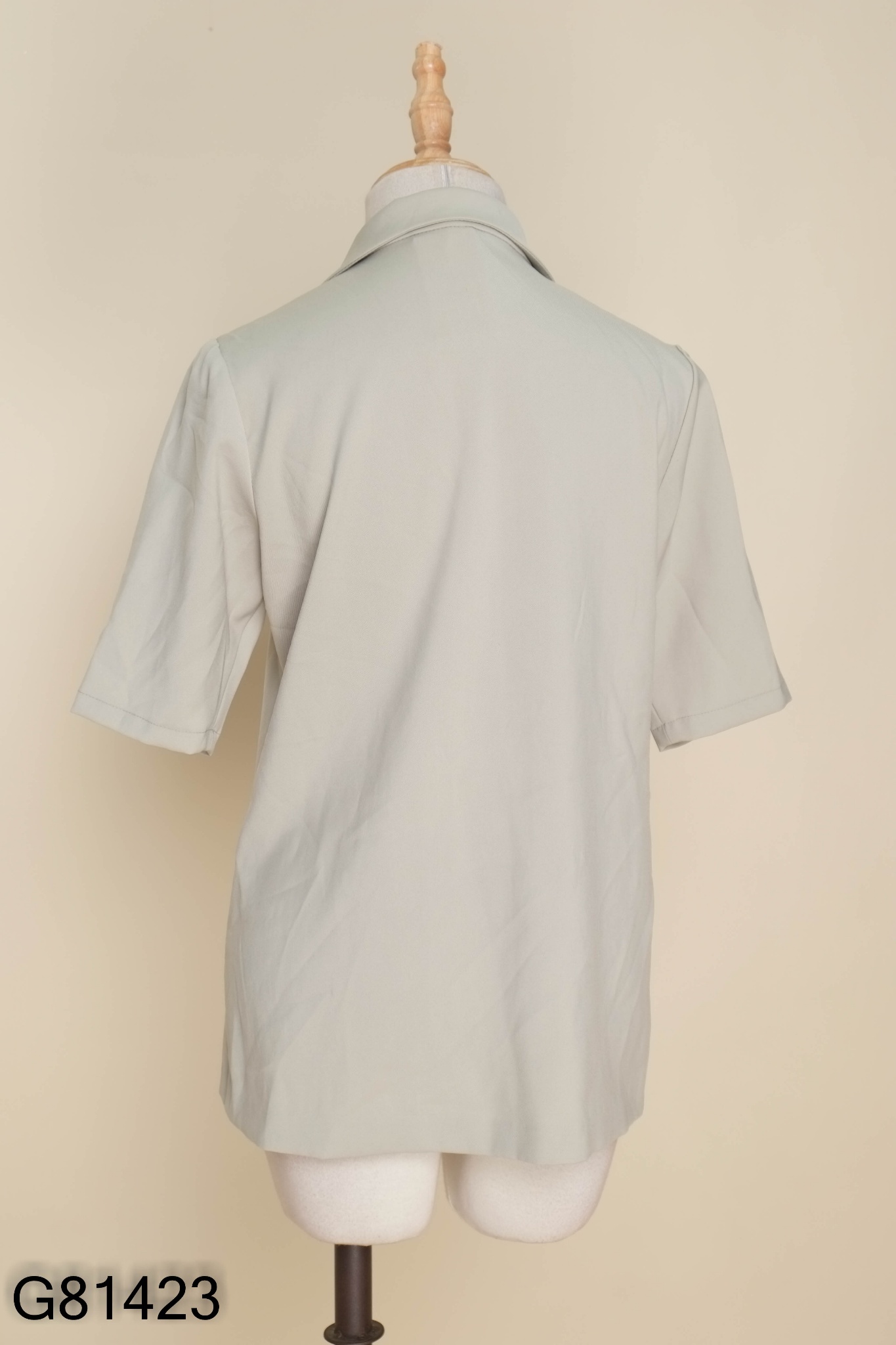 Áo blazer xanh ngắn tay