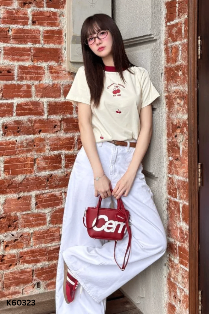 Túi đỏ CAMMERY in chữ
