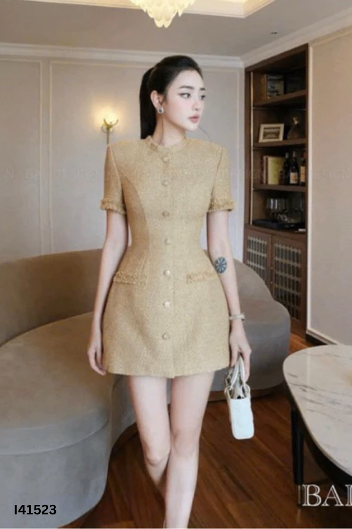 Váy dạ be LYNA DESIGN cúc ngọc