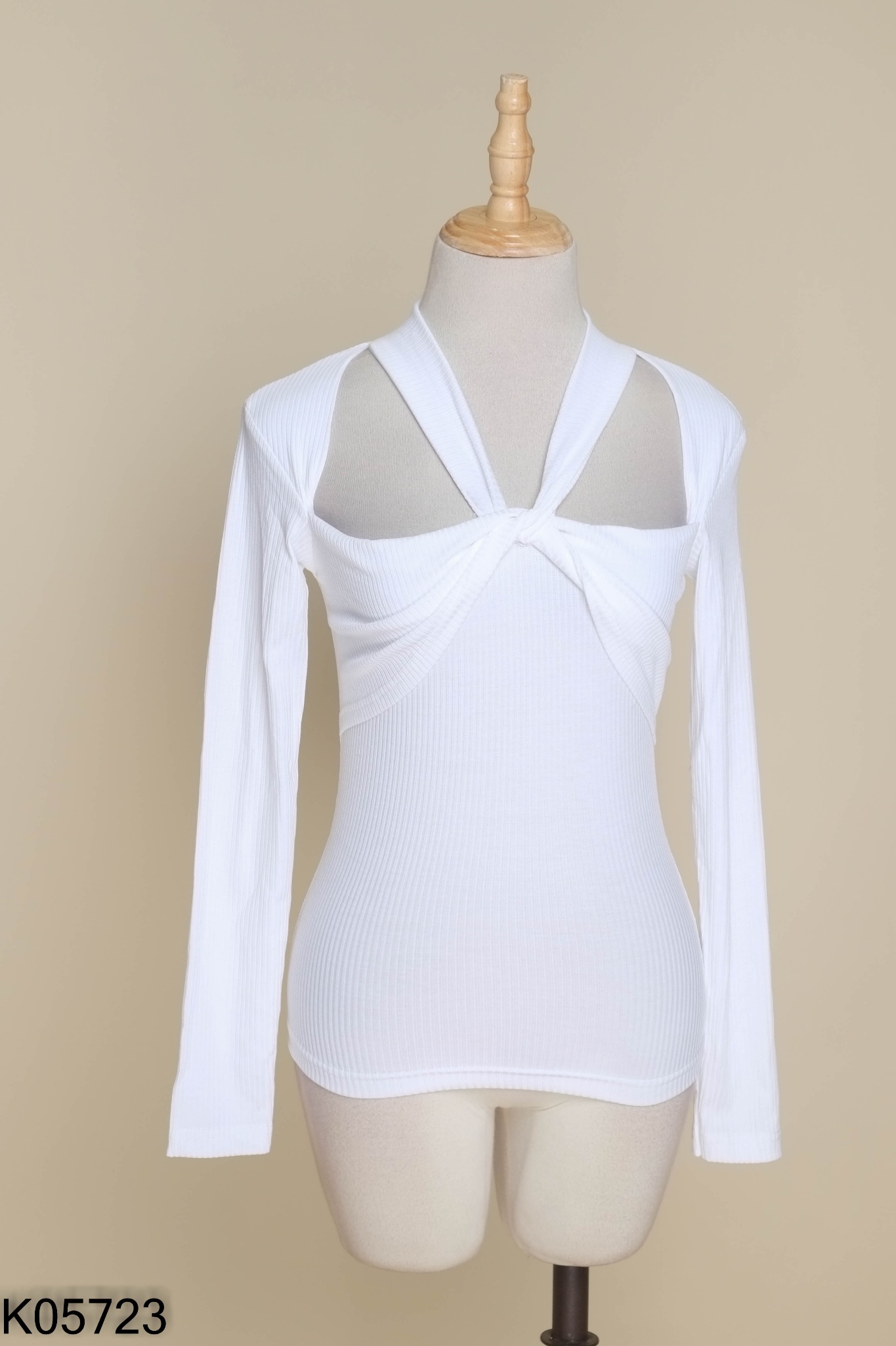 NEWTAG Áo trắng YU CHERY xoắn ngực