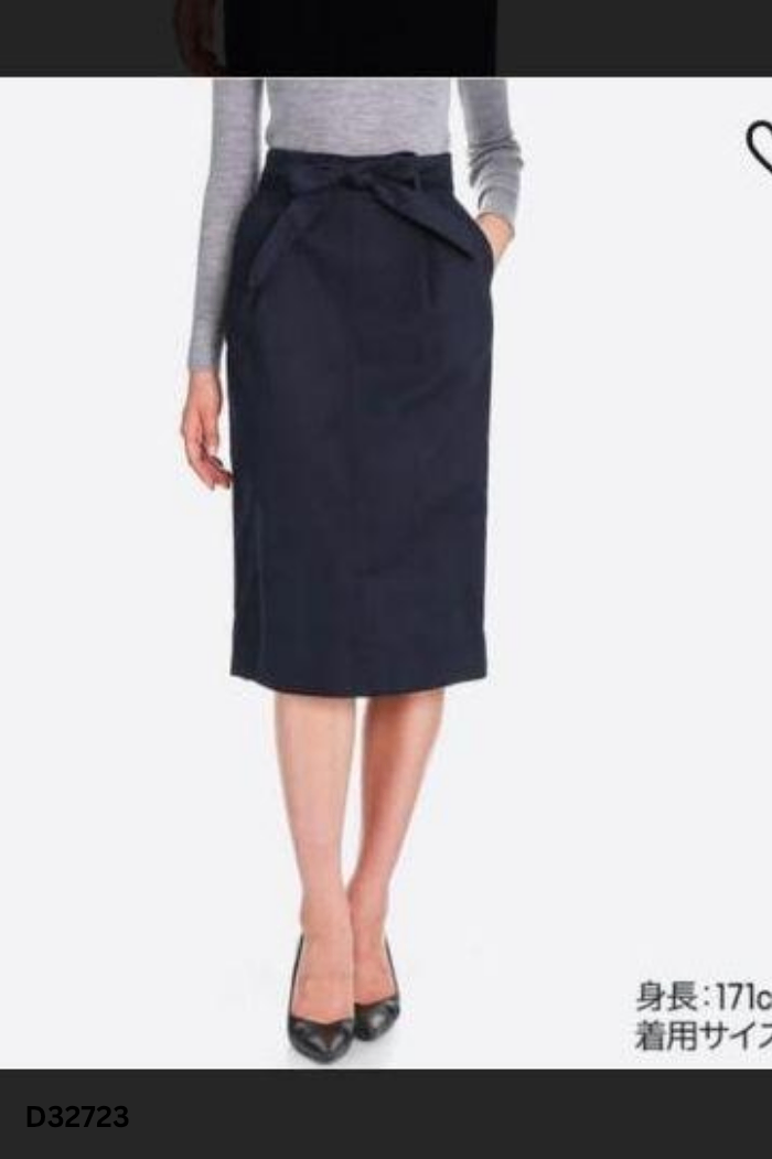 Chân váy kaki UNIQLO xanh than phối đai