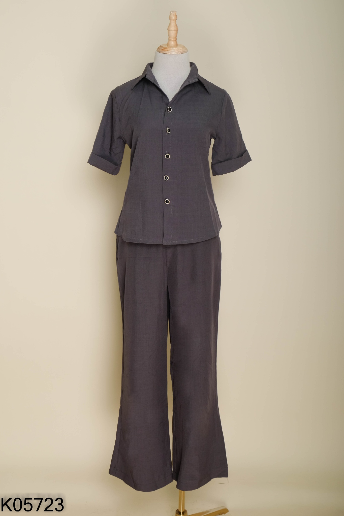 Set Áo sơ mi LEO WEARING xám + quần dài