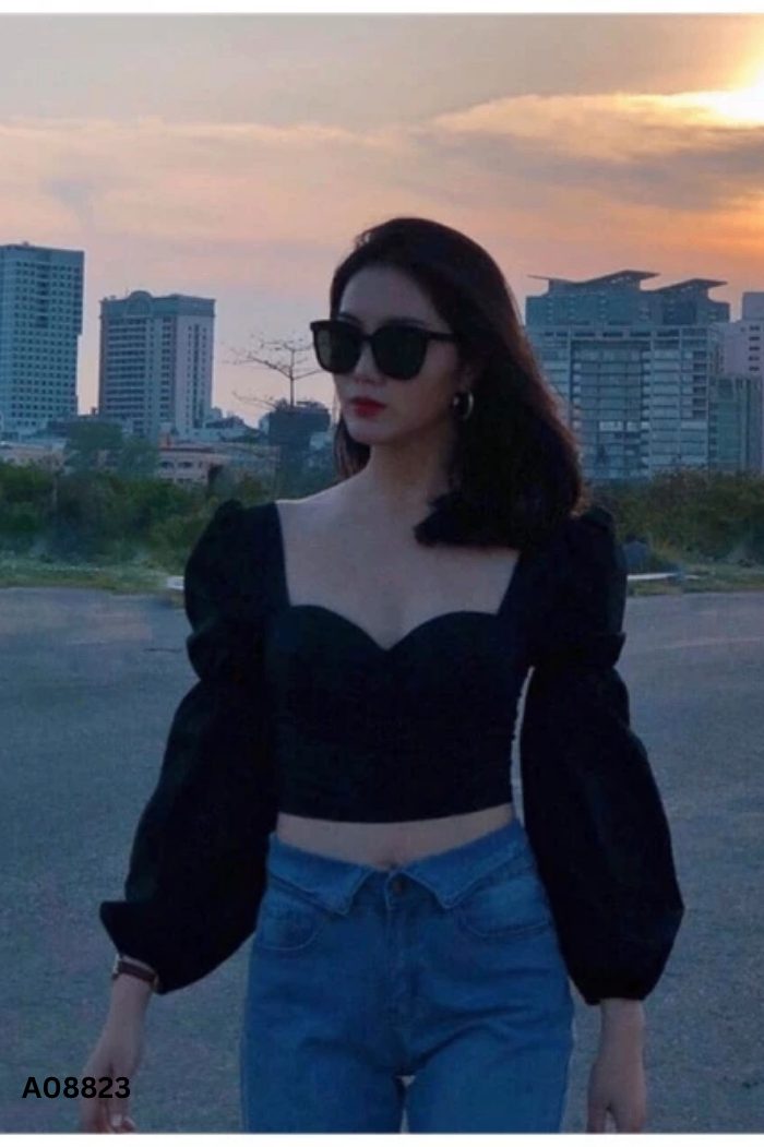 Áo kiểu đen trơn