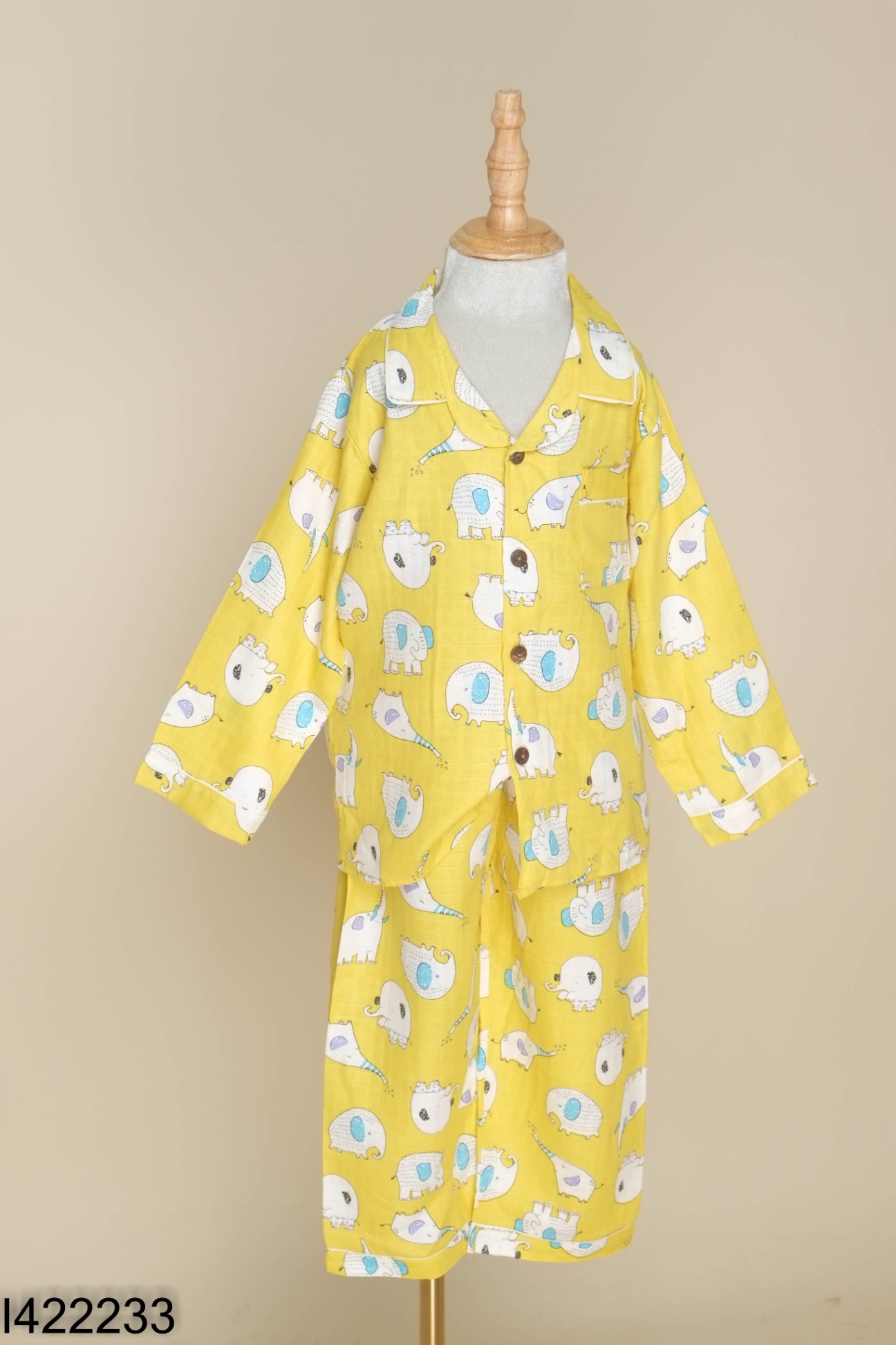 NEWTAG Set pijama vàng hoạ tiết kid