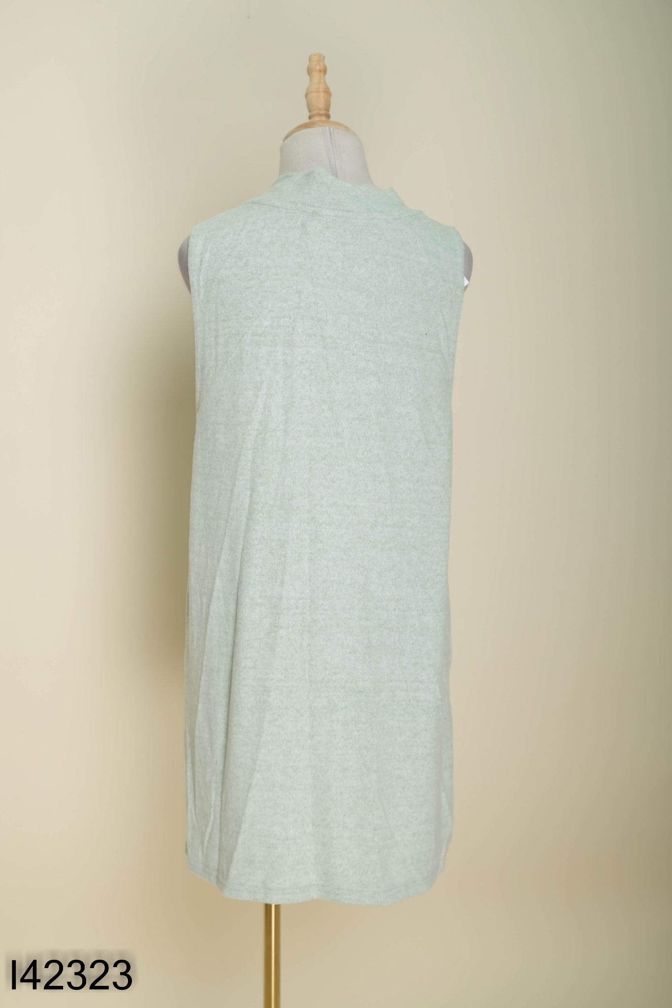 NEWTAG Áo gile STRADIVARIUS xanh