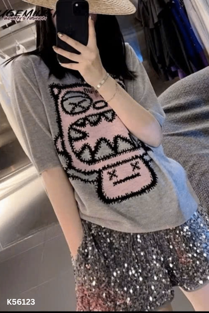 Áo xám hình hồng