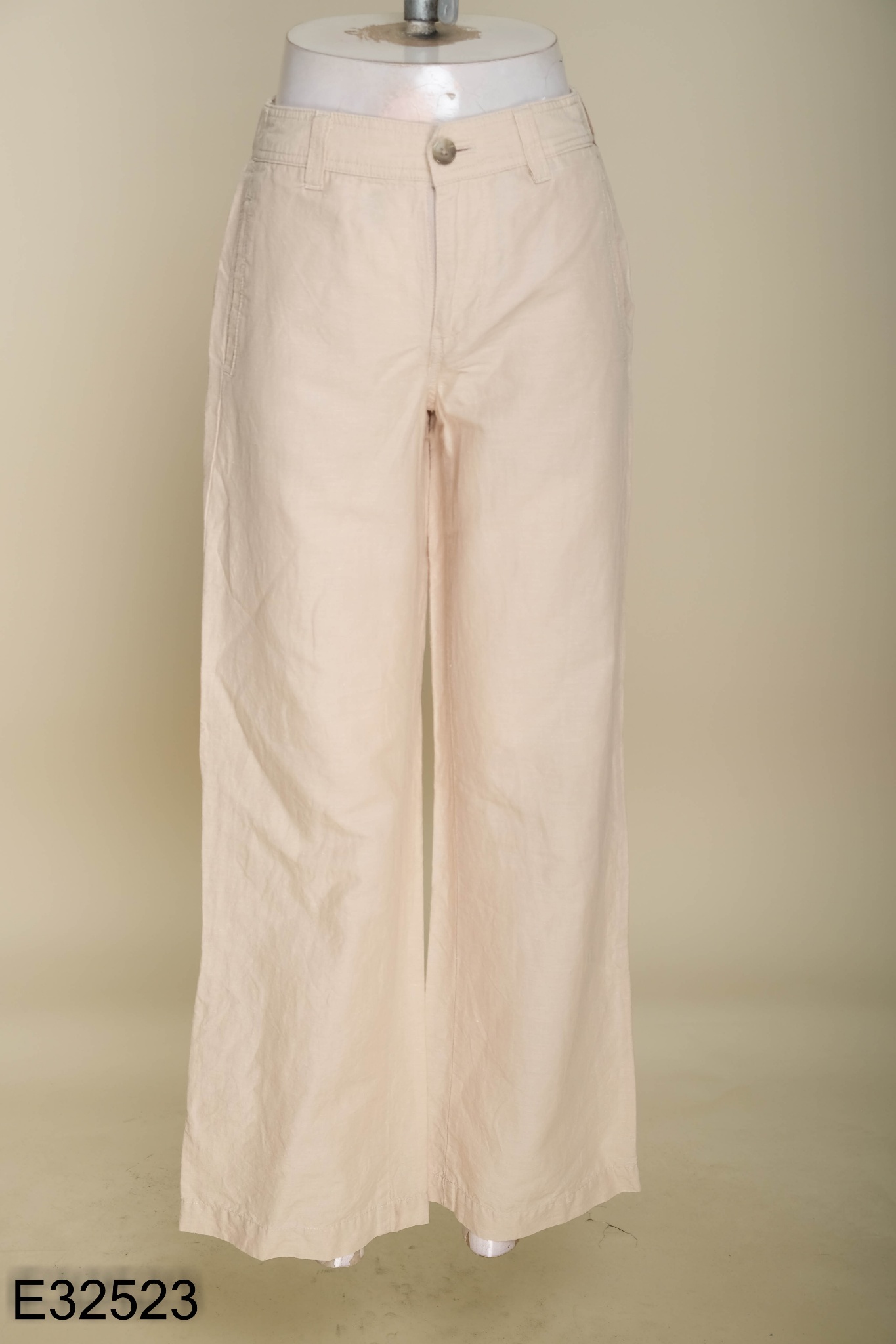 Quần UNIQLO line be suông