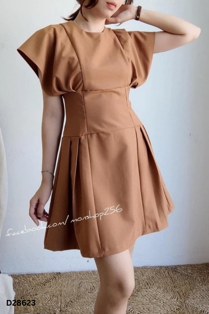 Váy nâu cánh dơi ly eo