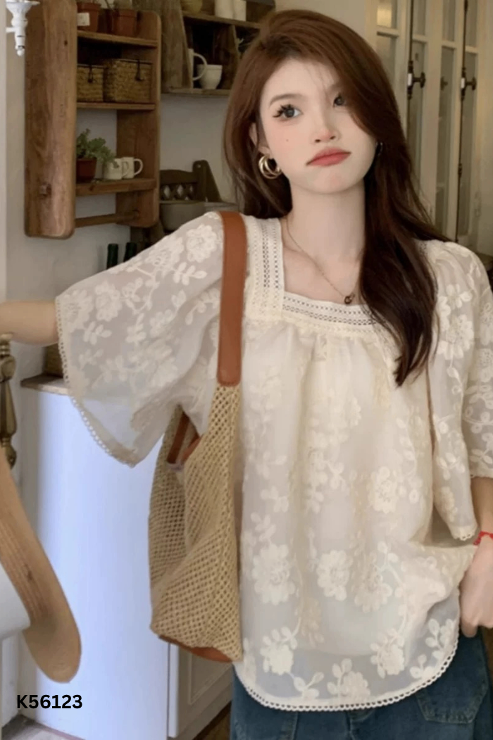 Áo be cổ vuông