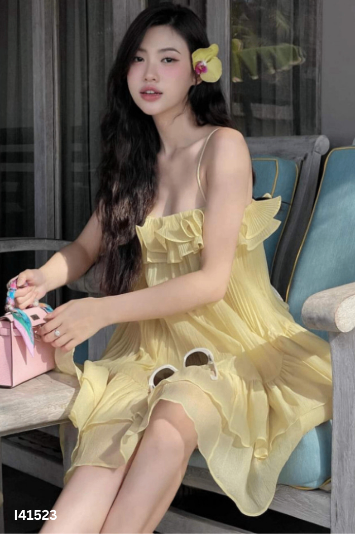Váy hai dây vàng dập ly bèo