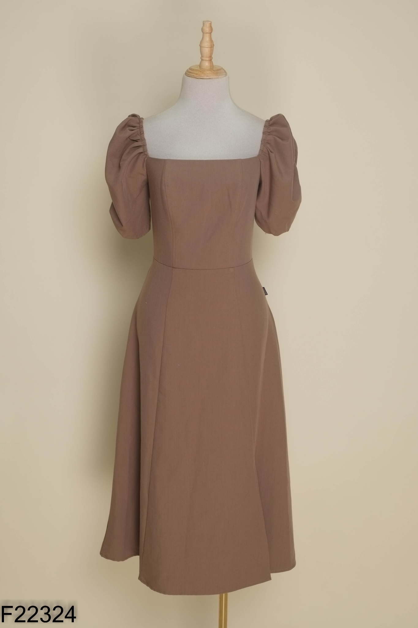 Váy nâu CUNNIE STORE tay phồng