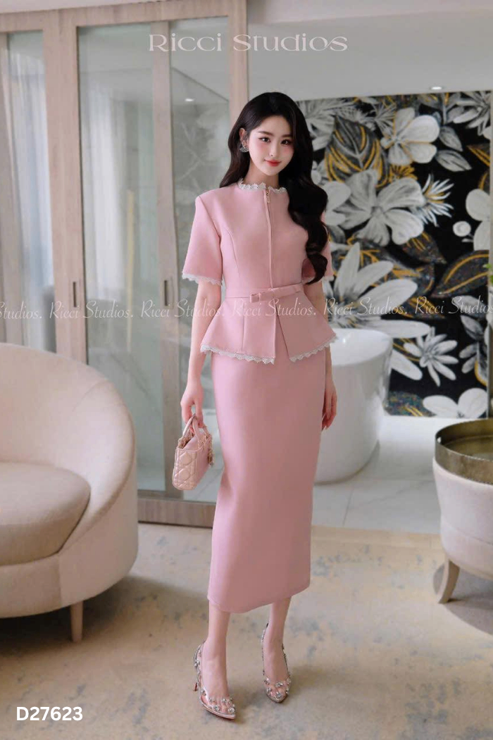 SET RICCI Áo hồng viền ren + chân váy