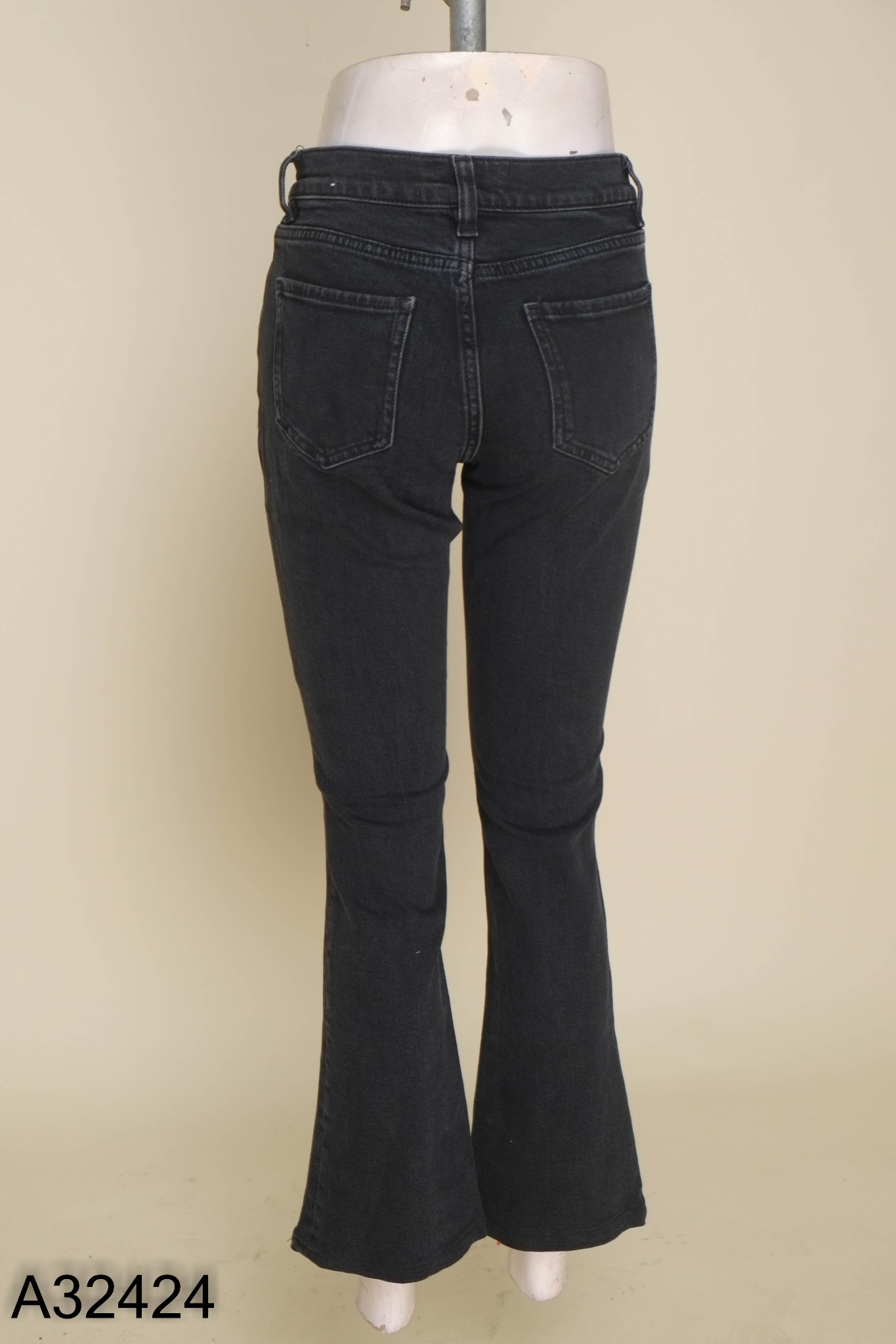 Quần MANGO jeans xanh ống loe