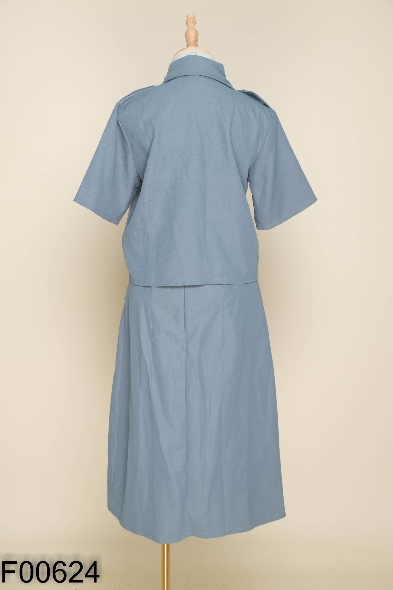 NEWTAG SET Áo xanh cúc ngọc + chân váy