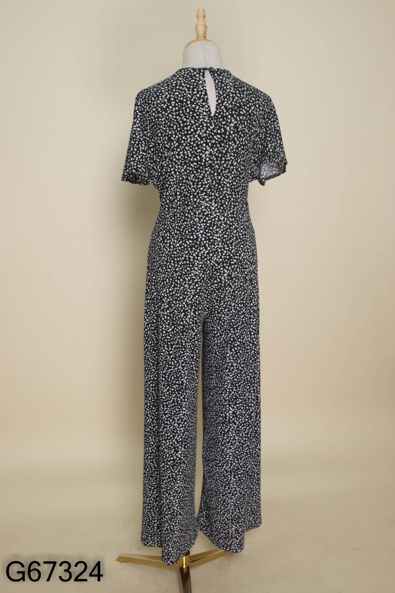 Jumpsuits đen MANGO hoa be