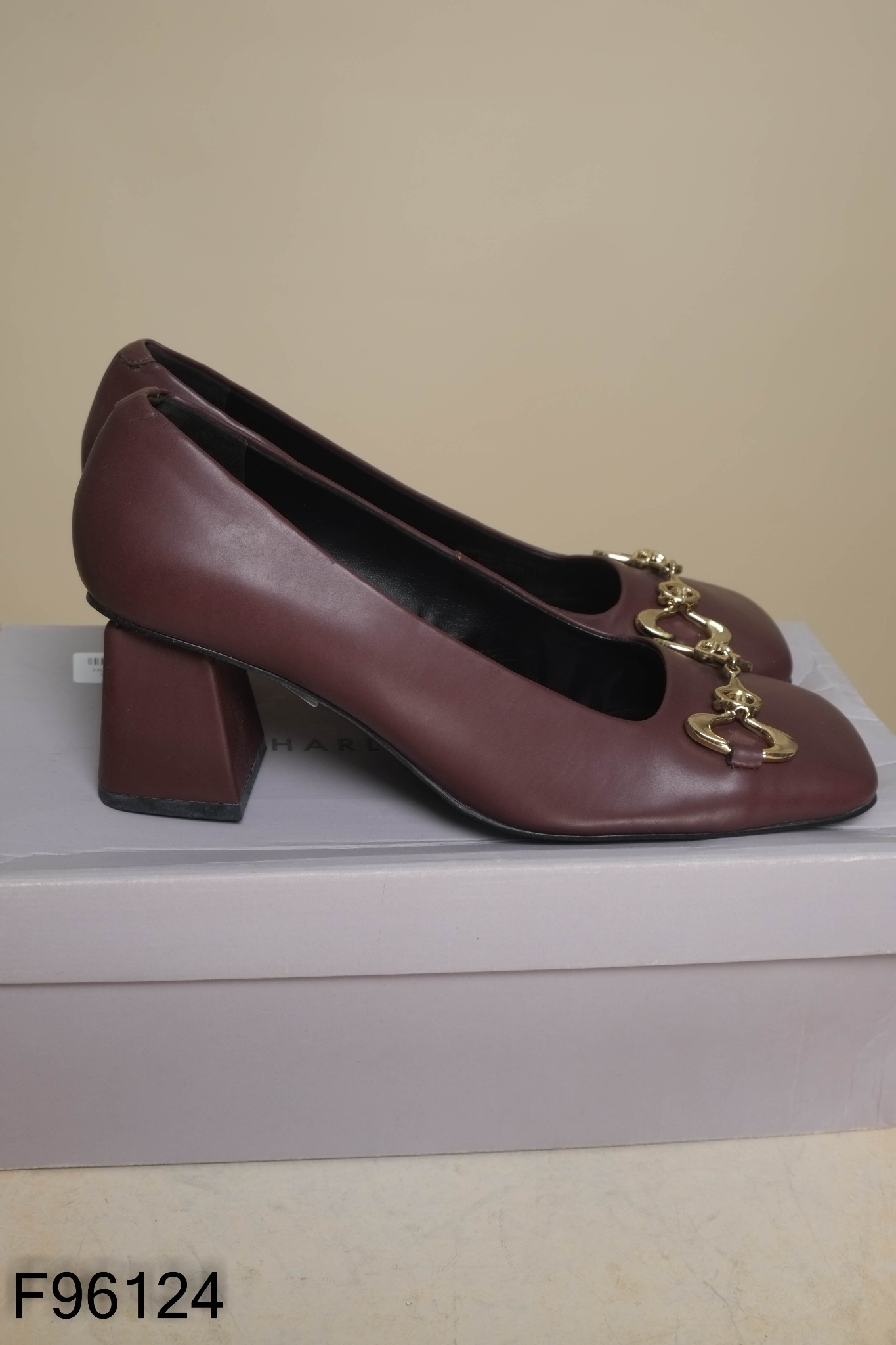 FULLBOX Giày cao gót tím 6P (CHARLES&KEITH xuất dư)