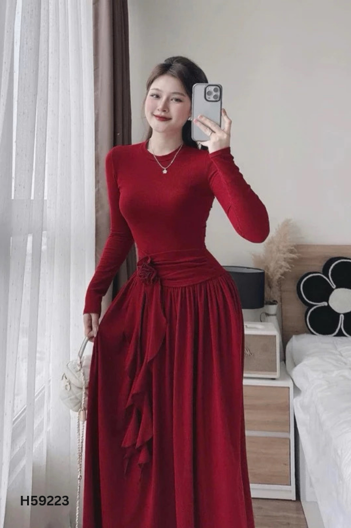 NEWTAG Váy đỏ dúm phối hoa