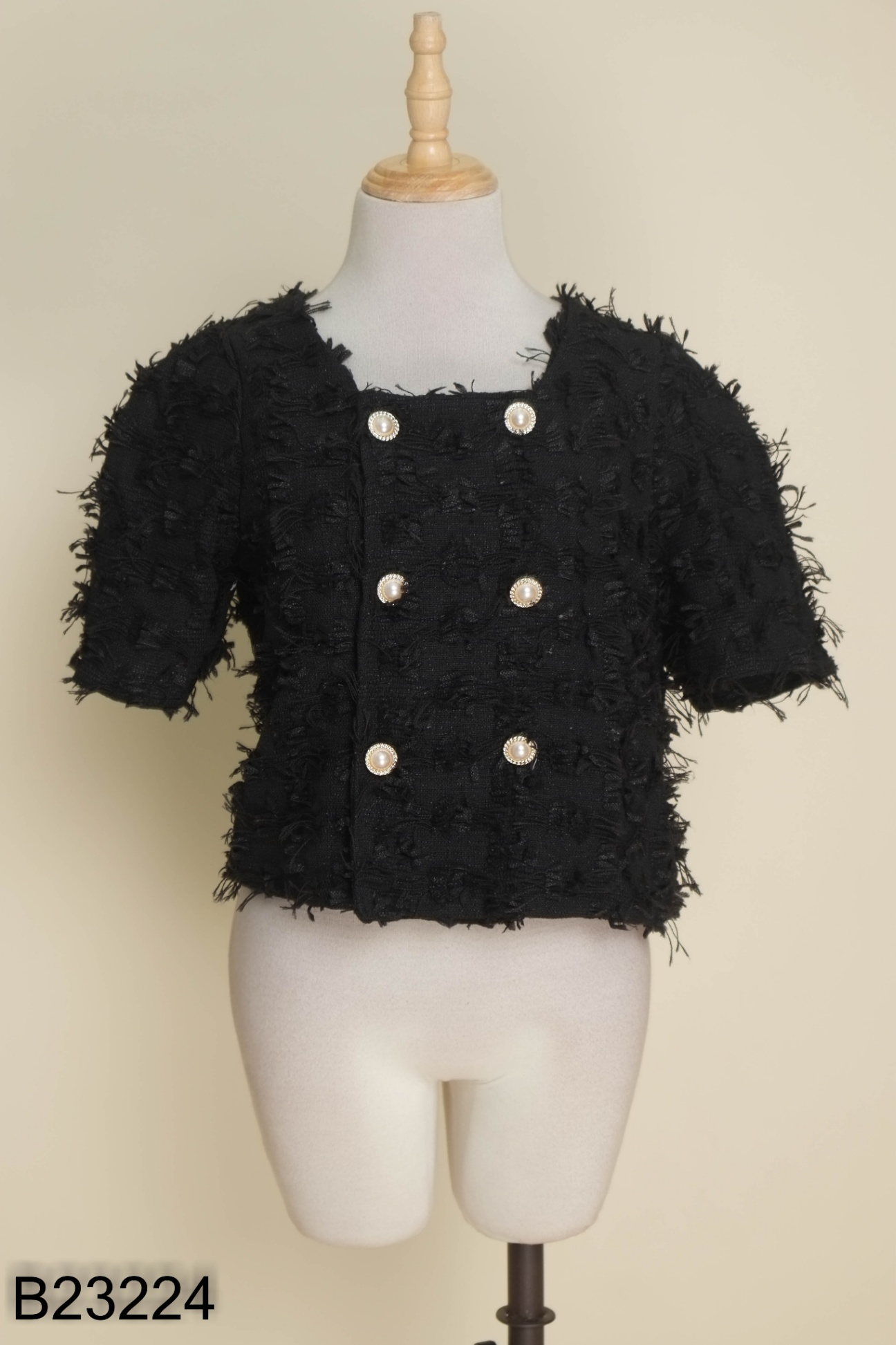 Áo kiểu dạ tweed đen tua rua