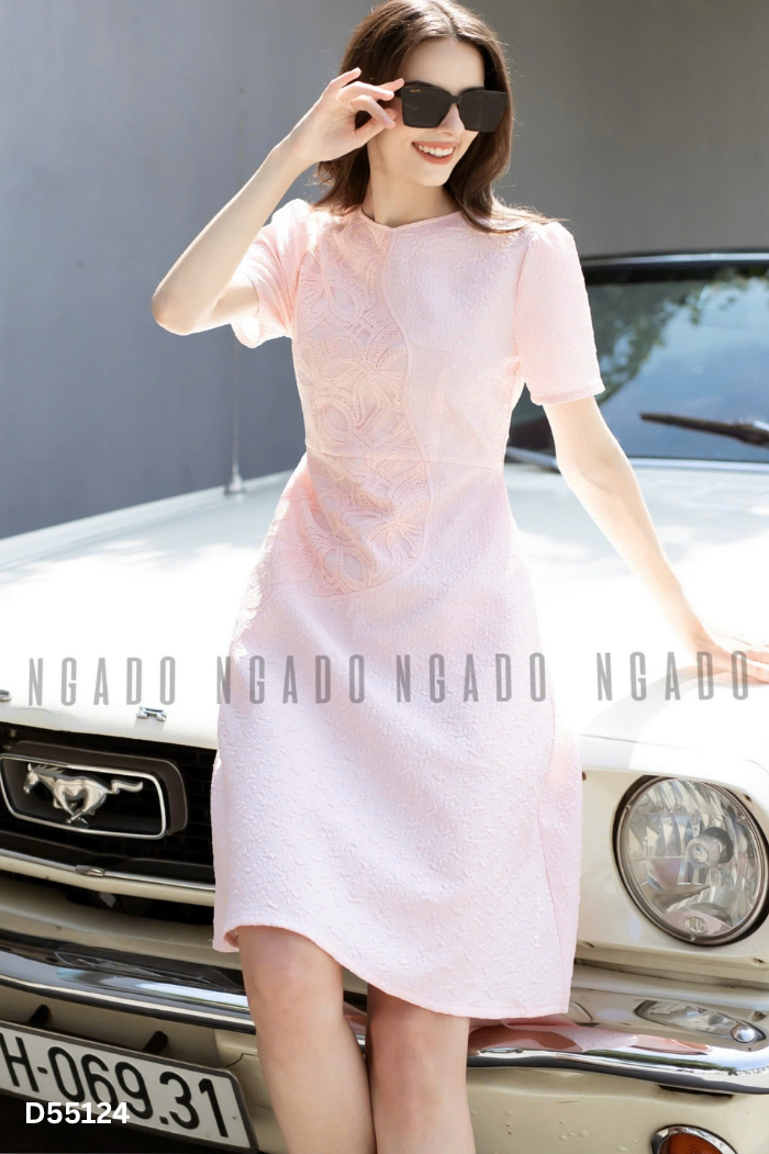 NEWTAG Váy hồng NGADO phối ren