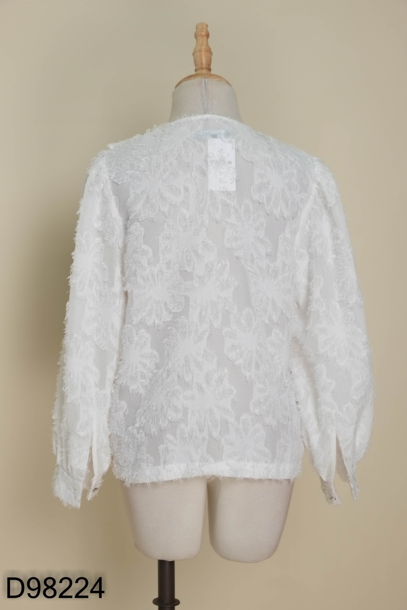 Áo IVY MODA trắng tua rua