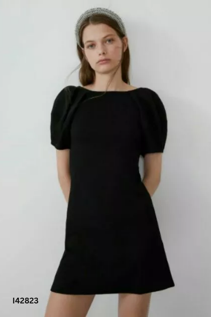 Váy đen ZARA tay phồng