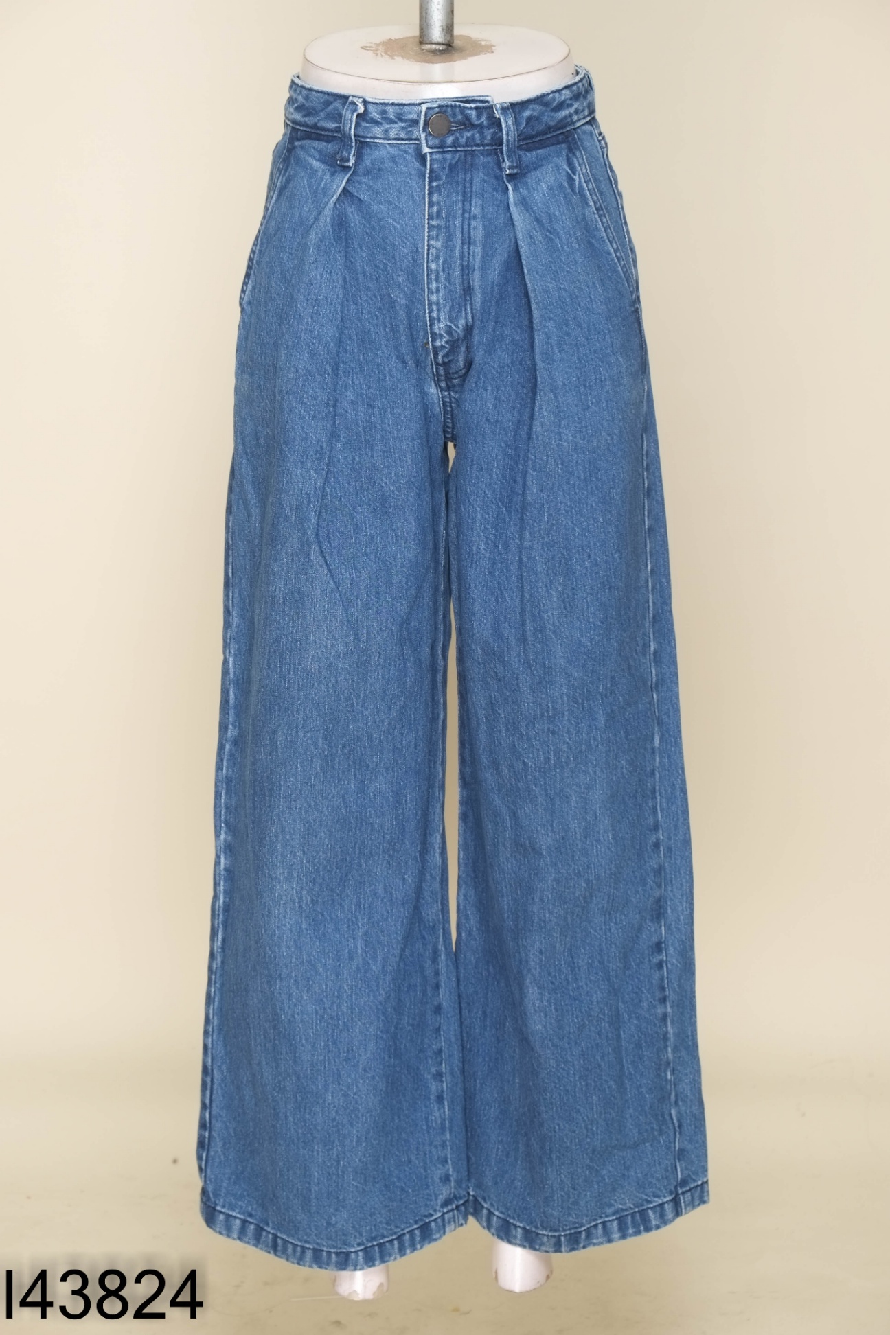 Quần GU jeans xanh ống rộng