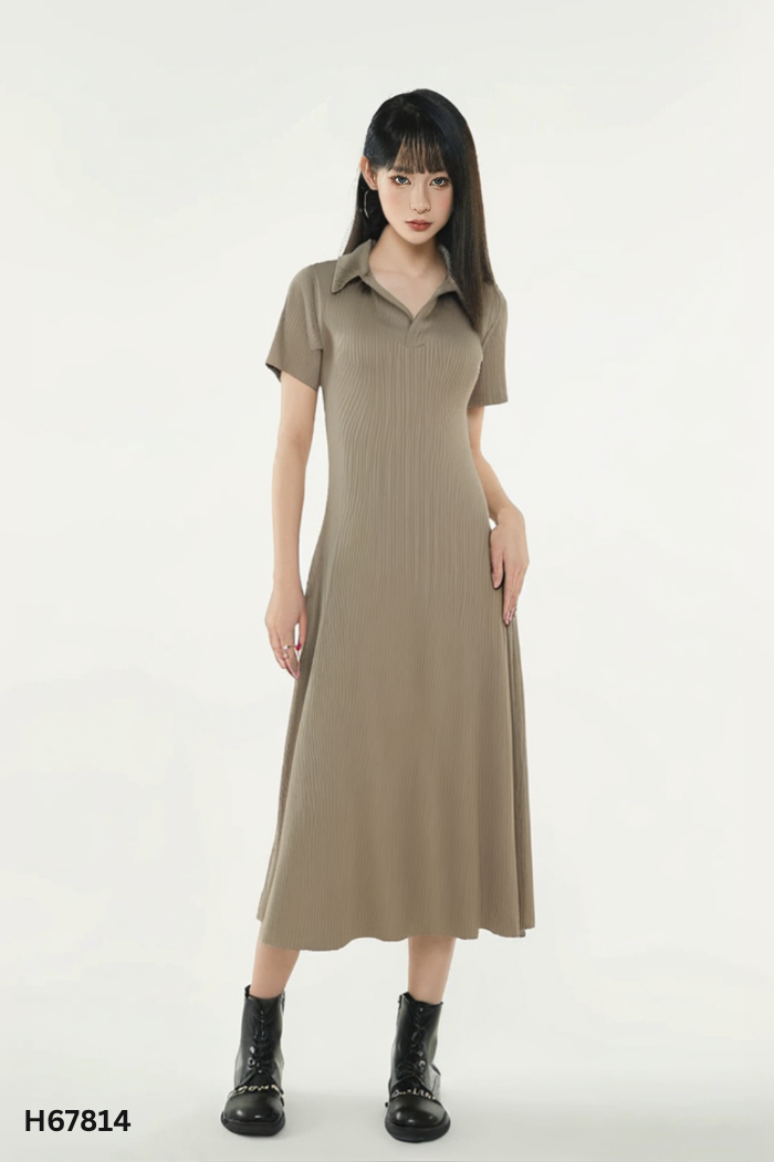 Váy xanh cổ polo