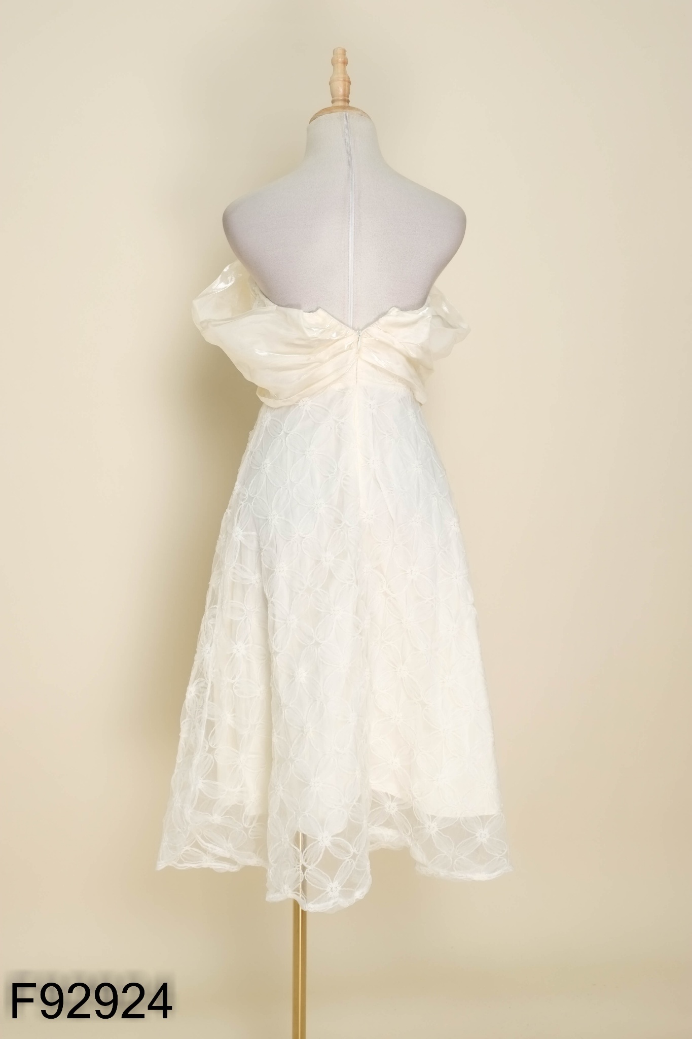 Váy be lưới hoa phối organza