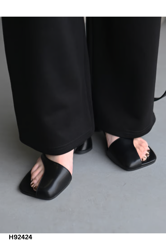 Cao gót da đen phối dây