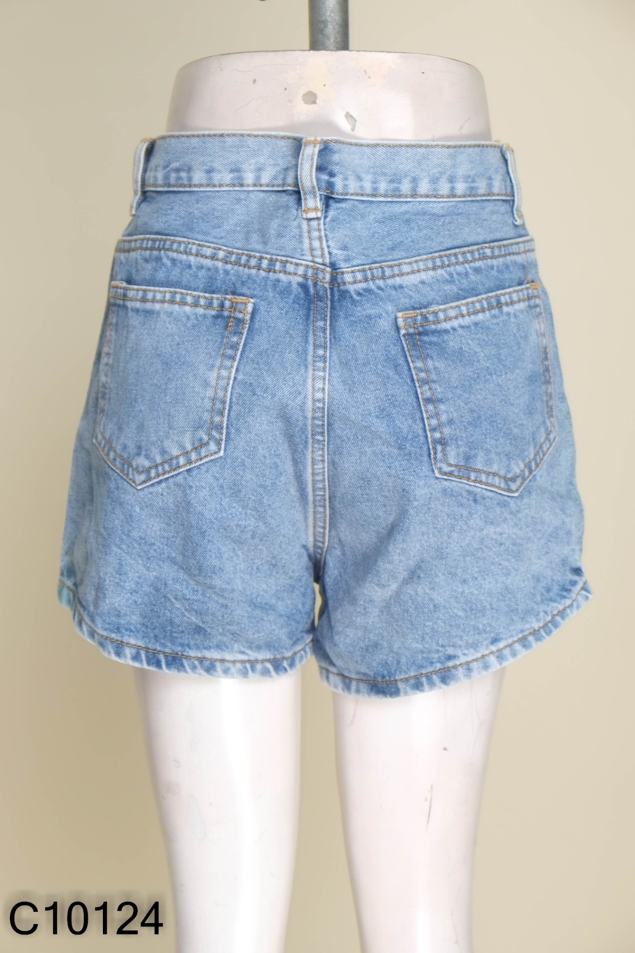 Quần shorts jeans xanh