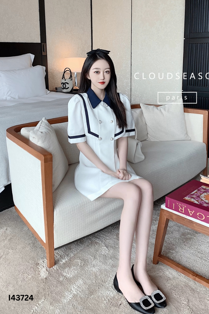 Vá be phối cúc viền xanh than