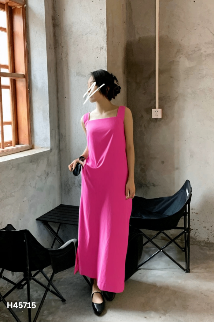 Váy hồng sát nách